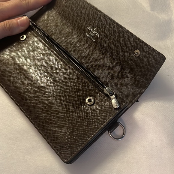 Like New Authentic Louis Vuitton Wallet Brown Saffiano Leather Italian - Picture 8 of 16